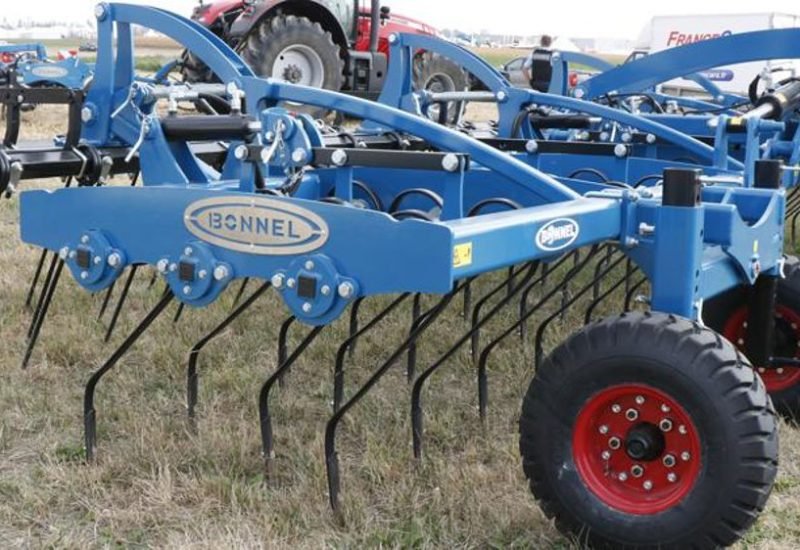 dbf874bf-4-une-herse-a-paille-1000x562